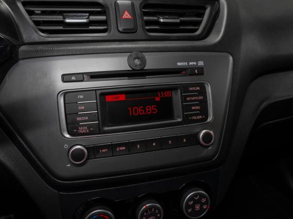 Kia Rio III Рестайлинг с пробегом 2016 года, цена 1 090 000 рублей, 90808 км, седан, Автокод Объявления