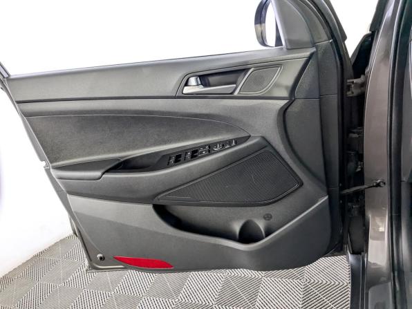 Hyundai Tucson III с пробегом 2016 года, цена 1 845 000 рублей, 113775 км, внедорожник, Автокод Объявления