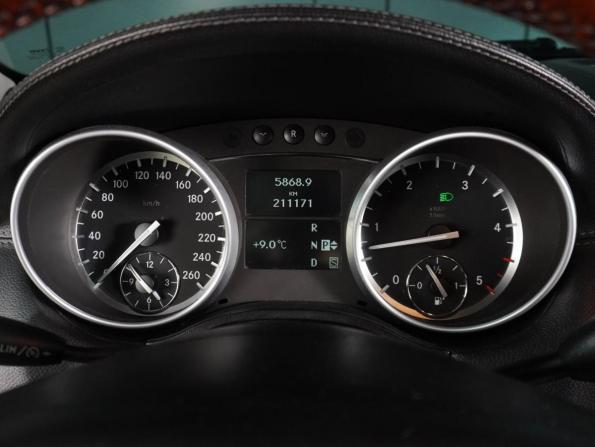 Mercedes-Benz GL-Класс I (X164) Рестайлинг с пробегом 2010 года, цена 1 879 000 рублей, 211171 км, внедорожник, Автокод Объявления