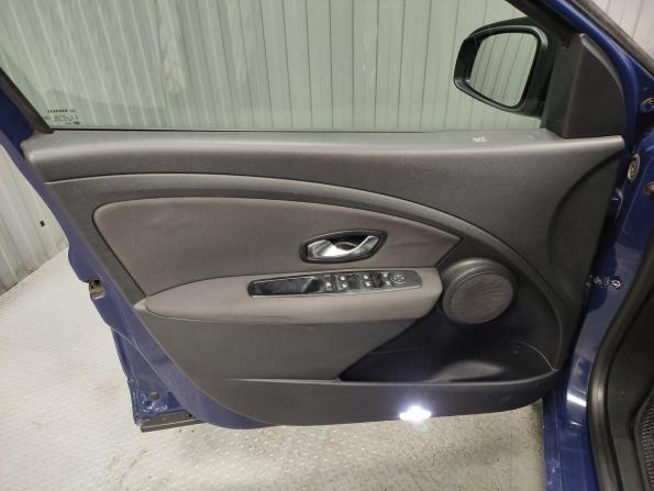 Renault Megane III с пробегом 2010 года, цена 499 000 рублей, 154326 км, хэтчбек, Автокод Объявления