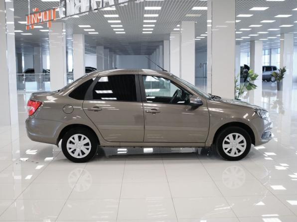 Lada (ВАЗ) Granta I Рестайлинг с пробегом 2022 года, цена 765 000 рублей, 43326 км, седан, Автокод Объявления