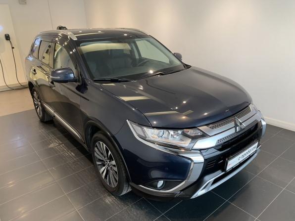 Mitsubishi Outlander III Рестайлинг 3 с пробегом 2021 года, цена 2 679 000 рублей, 56887 км, внедорожник, Автокод Объявления
