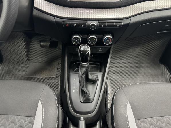 Lada (ВАЗ) Vesta I Рестайлинг (NG) с пробегом 2024 года, цена 1 379 000 рублей, 5170 км, седан, Автокод Объявления