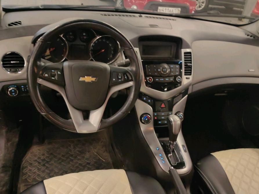 Chevrolet Cruze I Рестайлинг Санкт-Петербург  - изображение 4