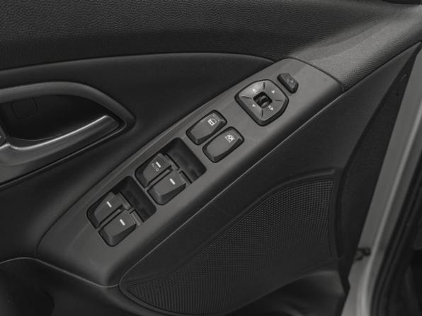 Hyundai ix35 I Рестайлинг с пробегом 2014 года, цена 1 240 000 рублей, 197793 км, внедорожник, Автокод Объявления