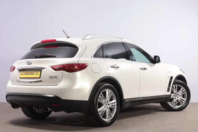 Infiniti QX70 с пробегом 2013 года, цена 2 499 000 рублей, 184000 км, внедорожник, Автокод Объявления