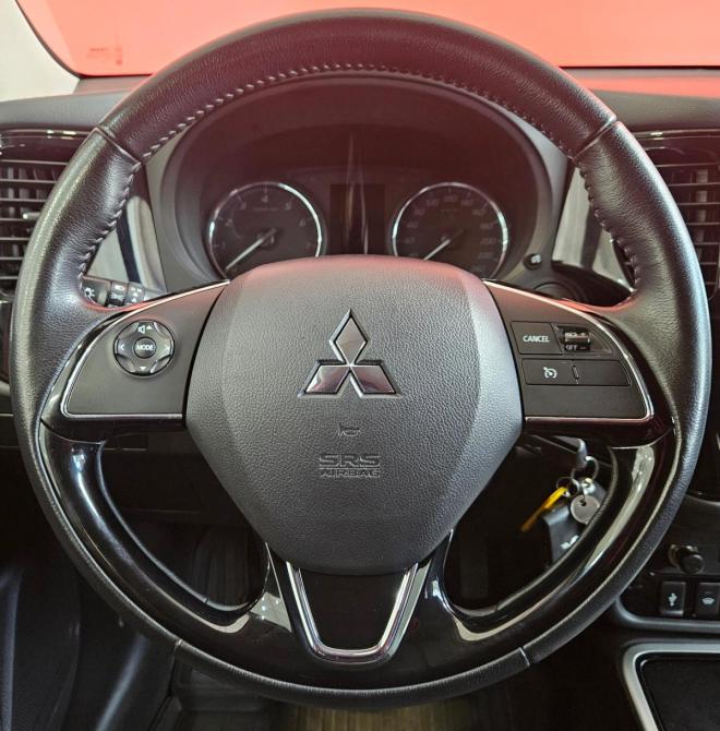 Mitsubishi Outlander III Рестайлинг 3 Вологда  - изображение 13