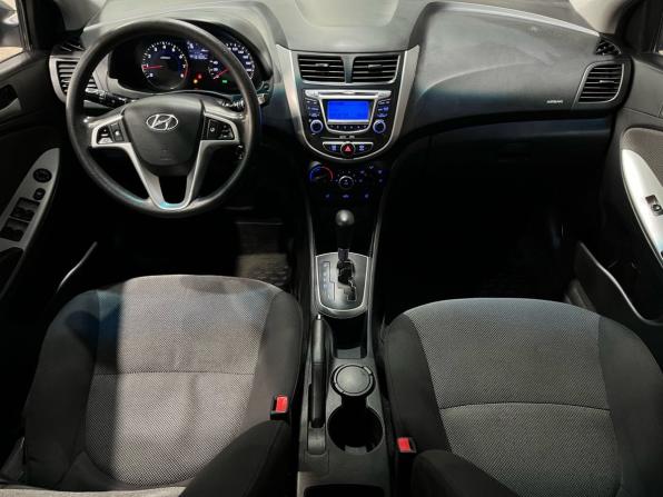 Hyundai Solaris I с пробегом 2011 года, цена 680 000 рублей, 131497 км, хэтчбек, Автокод Объявления