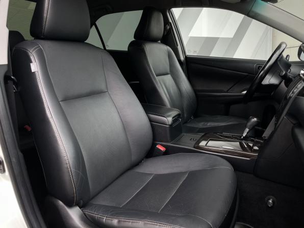 Toyota Camry VII (XV50) Рестайлинг с пробегом 2015 года, цена 1 868 000 рублей, 227640 км, седан, Автокод Объявления