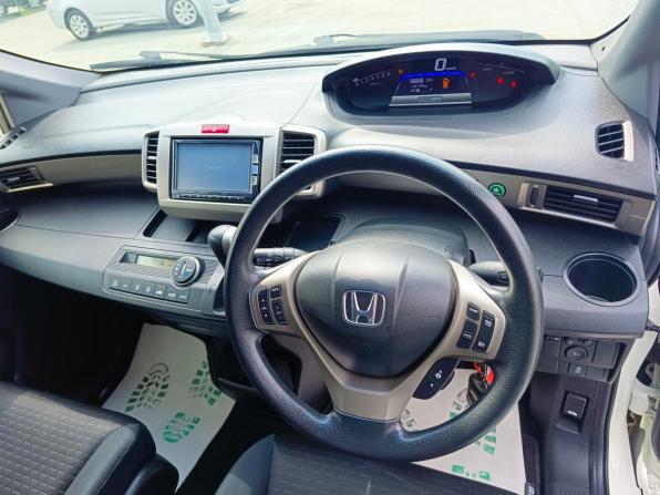 Honda Freed I Рестайлинг с пробегом 2012 года, цена 1 099 995 рублей, 144906 км, компактвэн, Автокод Объявления
