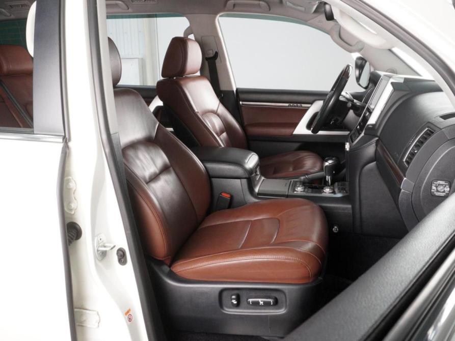 Toyota Land Cruiser 200 Series Рестайлинг 2 Минеральные Воды  - изображение 8