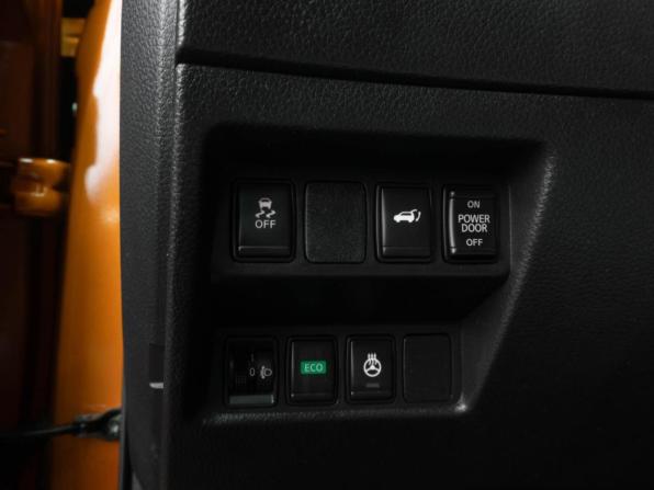 Nissan X-Trail III Рестайлинг с пробегом 2018 года, цена 2 099 000 рублей, 142213 км, внедорожник, Автокод Объявления