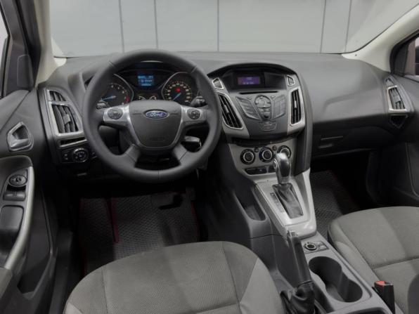 Ford Focus III с пробегом 2012 года, цена 599 000 рублей, 278361 км, хэтчбек, Автокод Объявления