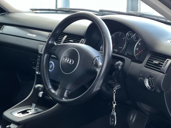 Audi A6 allroad I (C5) с пробегом 2004 года, цена 399 000 рублей, 368184 км, универсал, Автокод Объявления