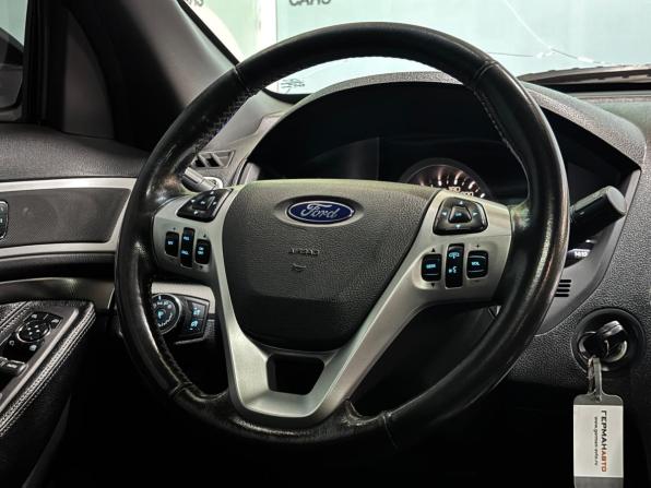 Ford Explorer V с пробегом 2014 года, цена 1 550 000 рублей, 294418 км, внедорожник, Автокод Объявления