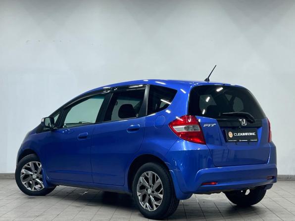Honda Fit II с пробегом 2010 года, цена 830 000 рублей, 105000 км, хэтчбек, Автокод Объявления