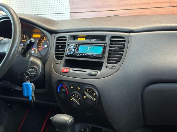 Kia Rio II с пробегом 2006 года, цена 585 000 рублей, 209785 км, седан, Автокод Объявления