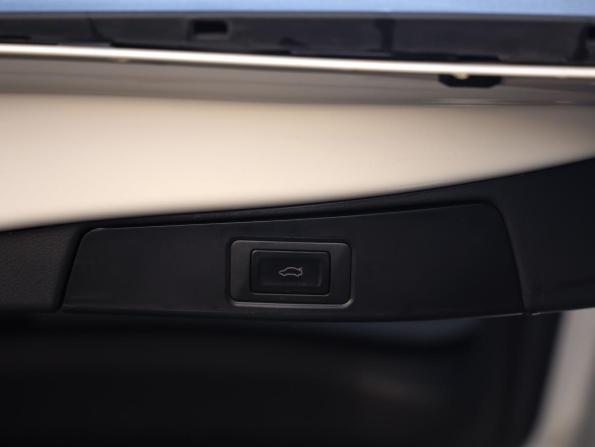 Toyota RAV4 V (XA50) с пробегом 2025 года, цена 3 774 777 рублей, 25000 км, внедорожник, Автокод Объявления