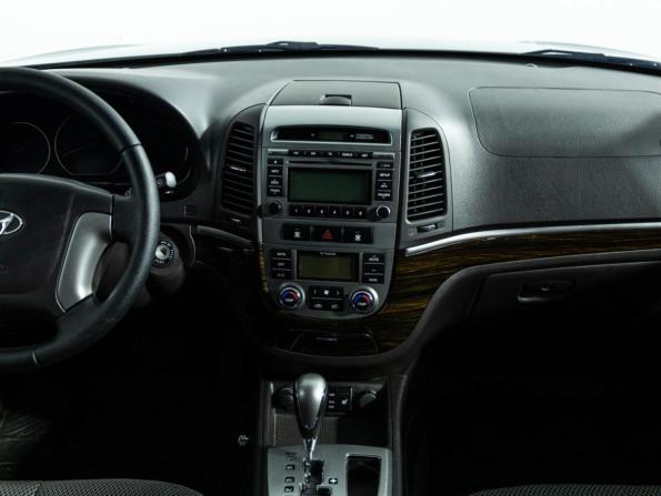 Hyundai Santa Fe II Рестайлинг с пробегом 2012 года, цена 1 749 700 рублей, 84400 км, внедорожник, Автокод Объявления