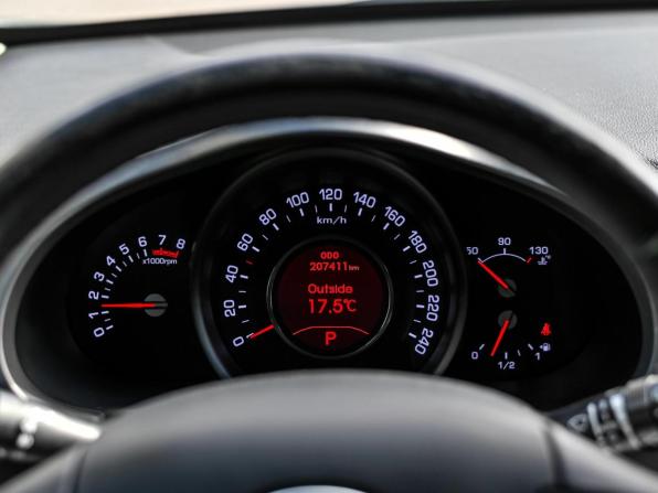 Kia Sportage III с пробегом 2012 года, цена 1 200 000 рублей, 207323 км, внедорожник, Автокод Объявления
