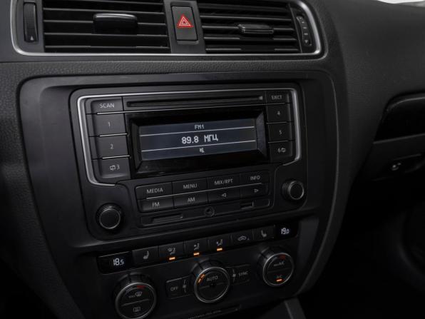 Volkswagen Jetta VI Рестайлинг с пробегом 2014 года, цена 1 130 000 рублей, 193761 км, седан, Автокод Объявления