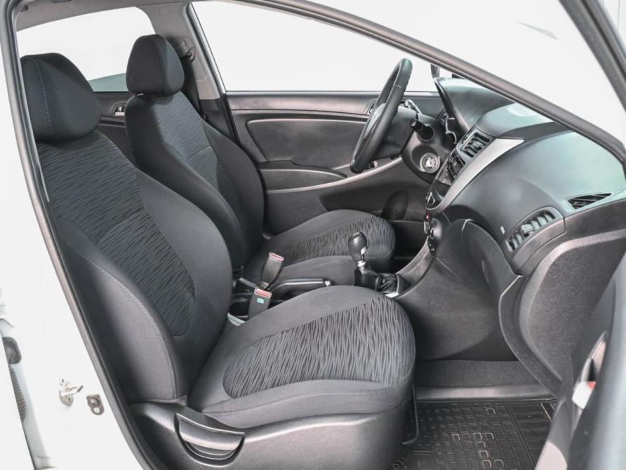 Hyundai Solaris I Рестайлинг Ростов-на-Дону  - изображение 8
