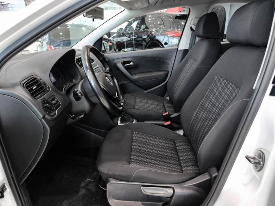 Volkswagen Polo V Рестайлинг Казань  - изображение 20