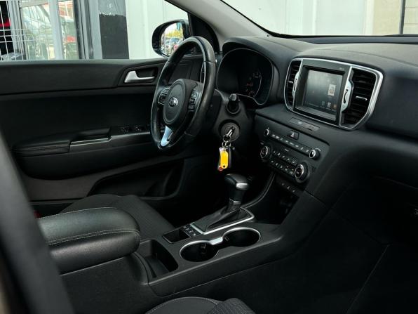 Kia Sportage IV с пробегом 2017 года, цена 2 050 000 рублей, 120000 км, внедорожник, Автокод Объявления