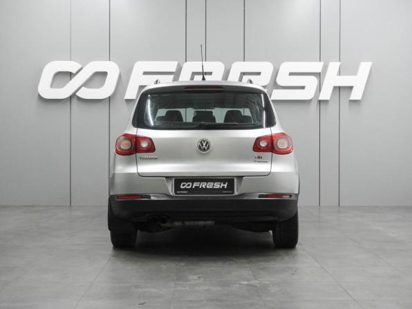 Volkswagen Tiguan I с пробегом 2011 года, цена 865 000 рублей, 296705 км, внедорожник, Автокод Объявления