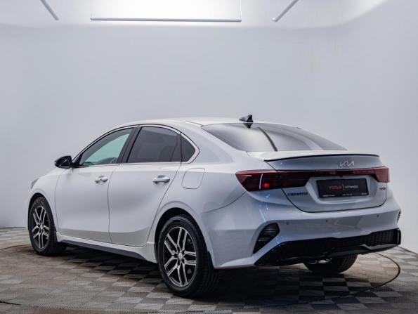 Kia Cerato IV Рестайлинг с пробегом 2021 года, цена 2 454 000 рублей, 52000 км, седан, Автокод Объявления