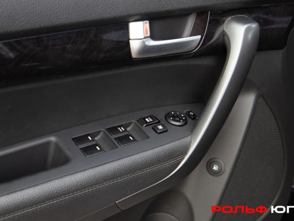 Kia Sorento II Рестайлинг с пробегом 2019 года, цена 2 248 000 рублей, 53614 км, внедорожник, Автокод Объявления