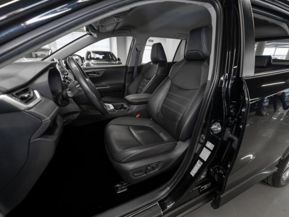 Toyota RAV4 V (XA50) с пробегом 2020 года, цена 3 540 000 рублей, 57882 км, внедорожник, Автокод Объявления