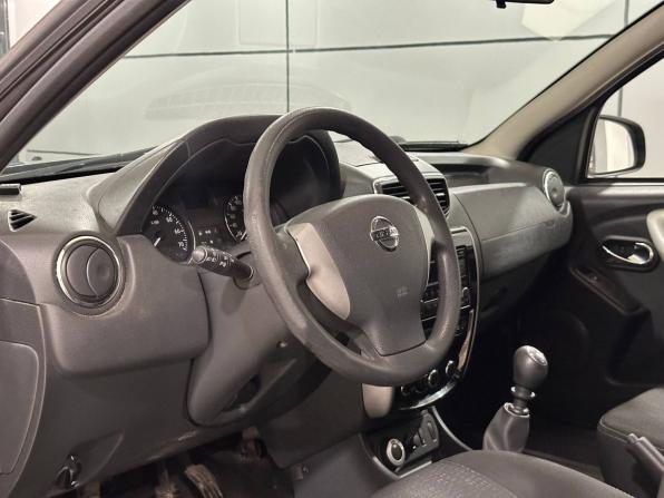 Nissan Terrano III (D10) с пробегом 2015 года, цена 1 335 000 рублей, 118359 км, внедорожник, Автокод Объявления