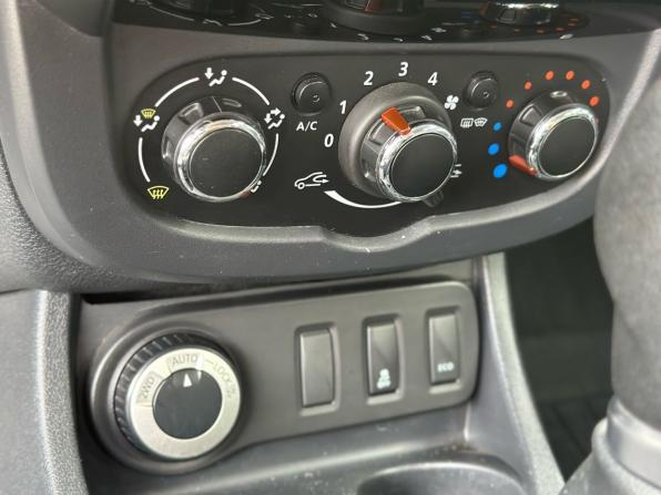 Renault Duster I Рестайлинг с пробегом 2018 года, цена 1 150 000 рублей, 147000 км, внедорожник, Автокод Объявления