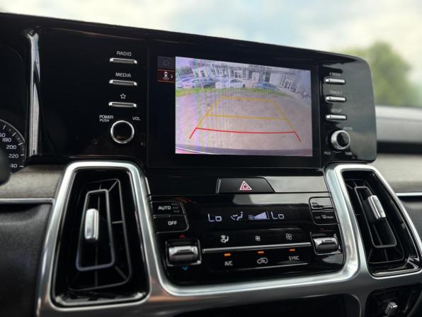 Kia Sorento IV с пробегом 2022 года, цена 3 650 000 рублей, 128760 км, внедорожник, Автокод Объявления
