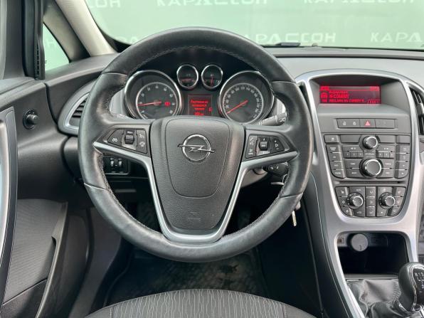 Opel Astra J Рестайлинг с пробегом 2014 года, цена 999 000 рублей, 81157 км, хэтчбек, Автокод Объявления