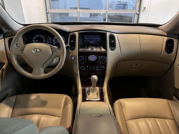 Infiniti QX50 I с пробегом 2013 года, цена 1 740 000 рублей, 155890 км, внедорожник, Автокод Объявления