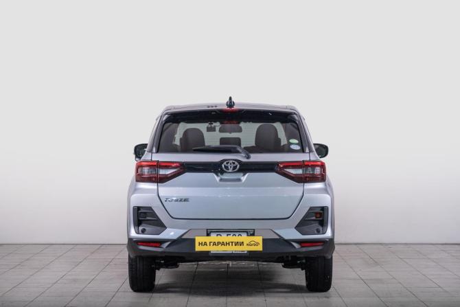Toyota Raize I с пробегом 2019 года, цена 1 799 000 рублей, 28150 км, внедорожник, Автокод Объявления