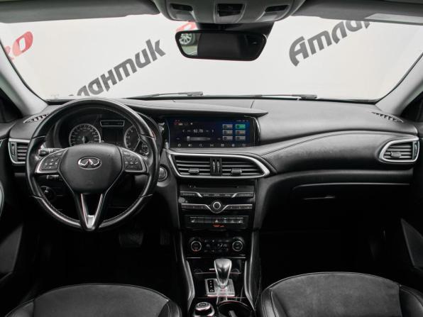 Infiniti Q30 с пробегом 2017 года, цена 2 345 000 рублей, 78763 км, хэтчбек, Автокод Объявления
