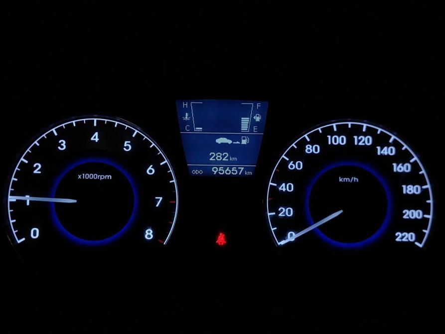 Hyundai Solaris I Москва  - изображение 17