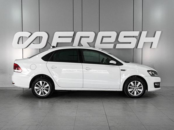 Volkswagen Polo V Рестайлинг с пробегом 2019 года, цена 1 539 000 рублей, 96016 км, седан, Автокод Объявления