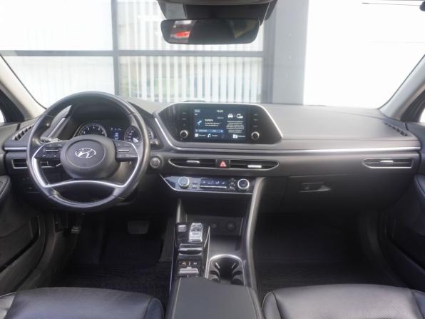 Hyundai Sonata VIII (DN8) с пробегом 2019 года, цена 2 368 000 рублей, 130974 км, седан, Автокод Объявления