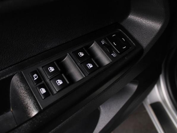 Lada (ВАЗ) Vesta I с пробегом 2018 года, цена 889 000 рублей, 107601 км, седан, Автокод Объявления