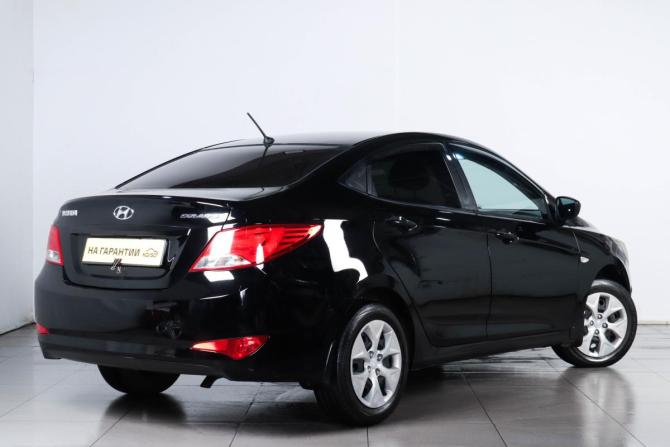 Hyundai Solaris I Рестайлинг с пробегом 2015 года, цена 599 000 рублей, 260000 км, седан, Автокод Объявления