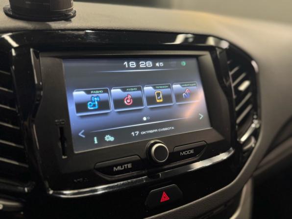 Lada (ВАЗ) Vesta I с пробегом 2018 года, цена 900 000 рублей, 119058 км, седан, Автокод Объявления