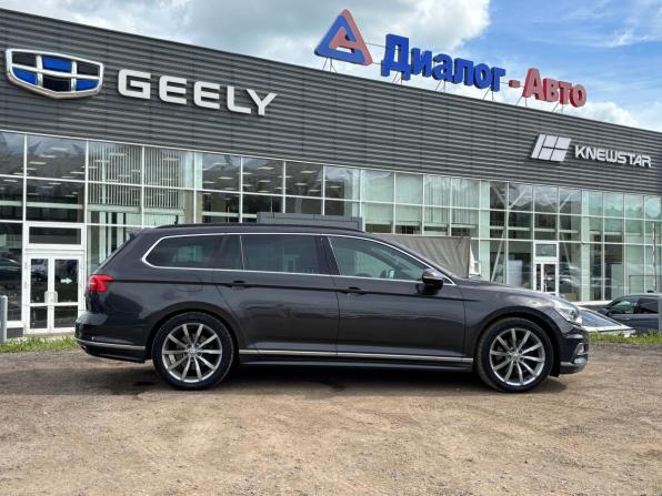 Volkswagen Passat B8 с пробегом 2019 года, цена 2 195 000 рублей, 241690 км, универсал, Автокод Объявления