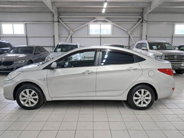 Hyundai Solaris I с пробегом 2014 года, цена 890 000 рублей, 85770 км, седан, Автокод Объявления