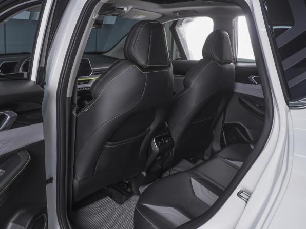 Geely Coolray I Рестайлинг с пробегом 2023 года, цена 2 050 000 рублей, 48803 км, внедорожник, Автокод Объявления