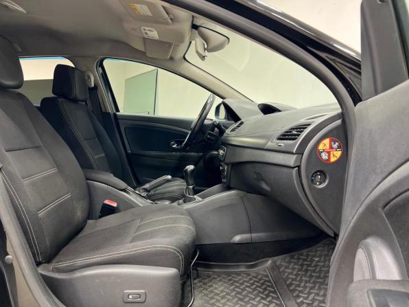 Renault Megane III Рестайлинг с пробегом 2013 года, цена 749 000 рублей, 132463 км, хэтчбек, Автокод Объявления