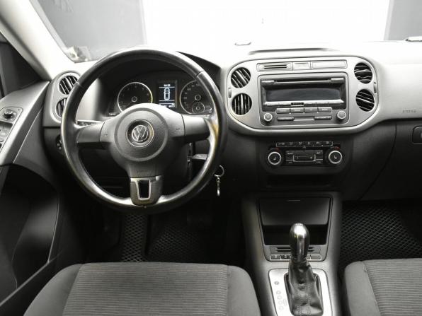 Volkswagen Tiguan I Рестайлинг с пробегом 2013 года, цена 950 000 рублей, 232000 км, внедорожник, Автокод Объявления
